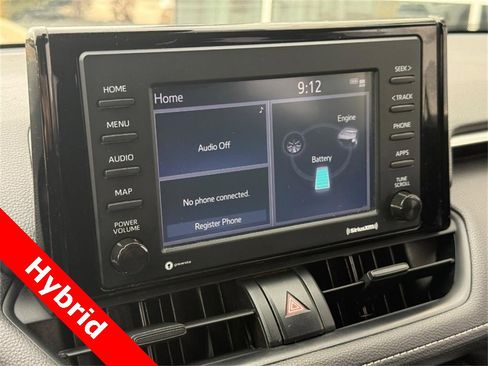 Used 2022 Toyota RAV4 LE image 23
