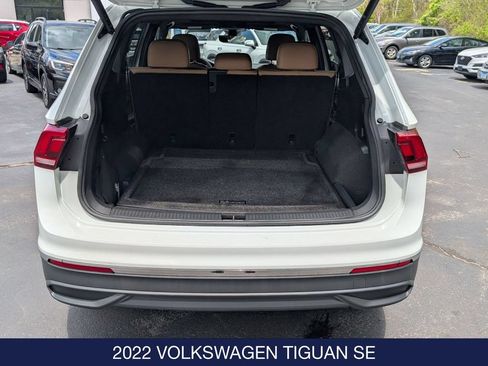 Used 2022 Volkswagen Tiguan SE w/ Panoramic Sunroof Package AWD/4WD image 30