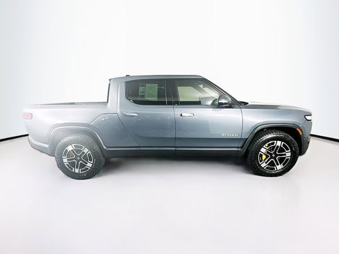 Used 2022 Rivian R1T Adventure image 10