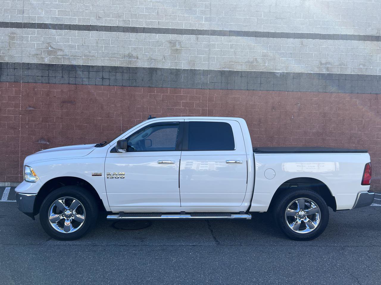Used 2017 RAM 1500 Big Horn AWD/4WD image 4