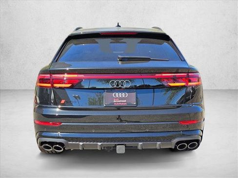 New 2026 Audi SQ8 Prestige image 8