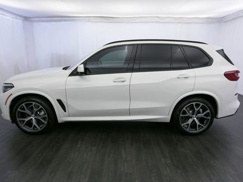 Used 2023 BMW X5 xDrive40i w/ M Sport Package AWD/4WD image 7