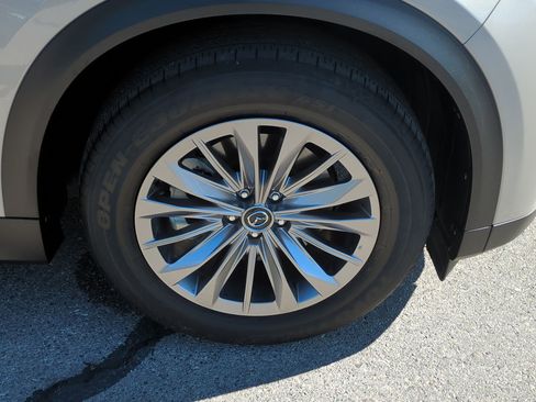 Certified 2024 MAZDA CX-90 Plug-In Hybrid w/ Preferred image 12