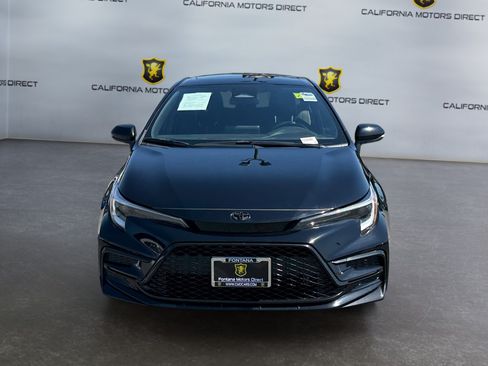 Used 2023 Toyota Corolla SE w/ SE Premium Package FWD image 8