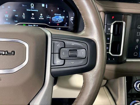 Certified 2022 GMC Yukon Denali AWD/4WD image 24
