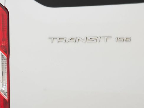 Used 2019 Ford Transit 150 XL image 17