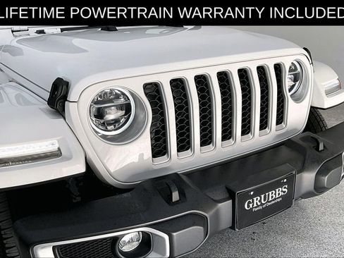 Used 2021 Jeep Wrangler Unlimited Sahara w/ Cold Weather Group image 38
