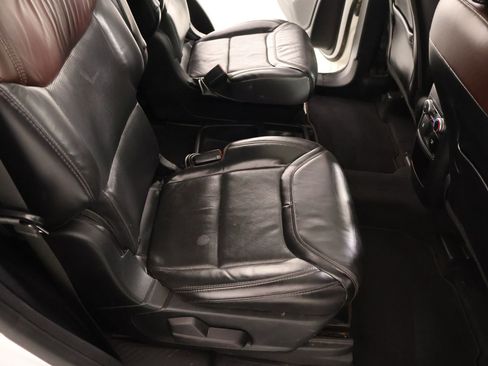 Used 2021 Ford Explorer Platinum w/ Equipment Group 601A image 16