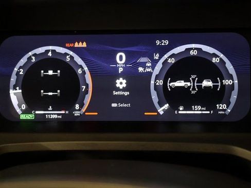 Certified 2025 Toyota Tacoma TRD Pro image 17