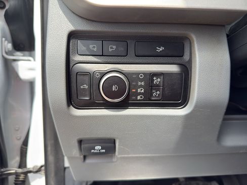 Certified 2023 Ford F350 XLT w/ XLT Premium Package AWD/4WD image 25