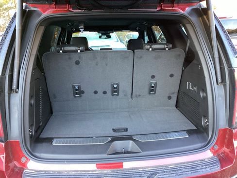 Used 2024 Chevrolet Tahoe RST w/ Luxury Package image 4