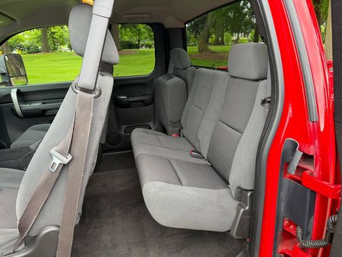 Used 2009 Chevrolet Silverado 2500 LT AWD/4WD image 11