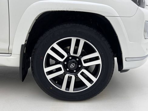 Used 2021 Toyota 4Runner Limited AWD/4WD image 30