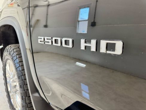 Used 2020 Chevrolet Silverado 2500 High Country w/ Z71 Off-Road Package AWD/4WD image 20