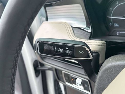 Used 2022 Lincoln Corsair AWD w/ Premium Package image 24