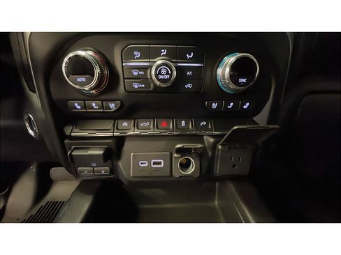 Used 2021 GMC Sierra 1500 SLT w/ SLT Premium Package image 13