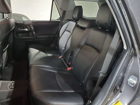 Used 2021 Toyota 4Runner Venture w/ Moonroof Package AWD/4WD image 22