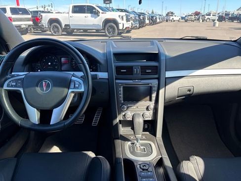 Used 2009 Pontiac G8 GT w/ Premium Package image 10