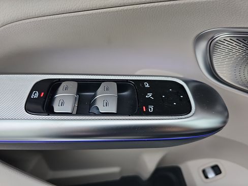 New 2026 Mercedes-Benz GLC 300 4MATIC image 29
