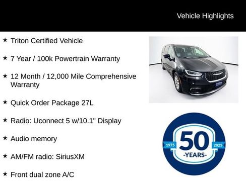 Used 2023 Chrysler Pacifica Touring-L FWD image 8
