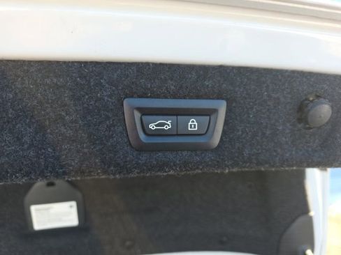 Used 2020 BMW 540i xDrive w/ Convenience Package image 17