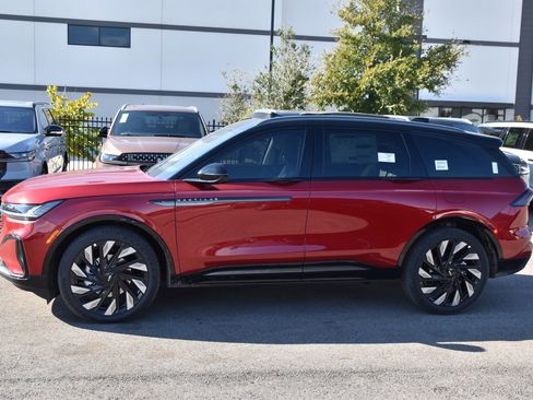 New 2026 Lincoln Nautilus Reserve w/ Jet Appearance Package image 11