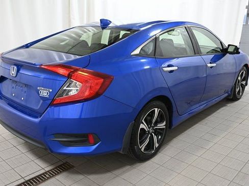 Used 2018 Honda Civic Touring image 13