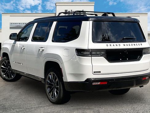Certified 2025 Jeep Grand Wagoneer Series II Obsidian w/ Quick Order Packagew 28T AWD/4WD image 12