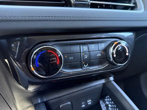 Certified 2024 Chevrolet TrailBlazer LT image 32