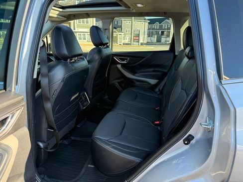 Used 2023 Subaru Forester Limited image 4