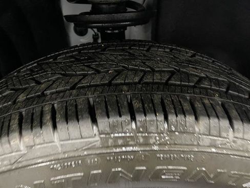 New 2025 Buick Enclave Sport Touring w/ Super Cruise Package image 38