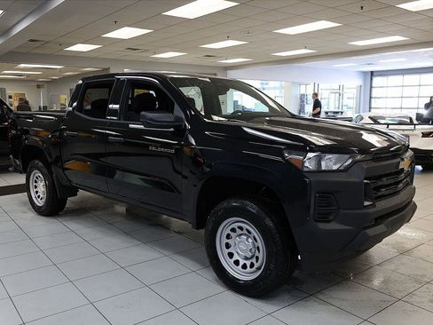 New 2026 Chevrolet Colorado W/T w/ Advanced Trailering Package AWD/4WD image 7