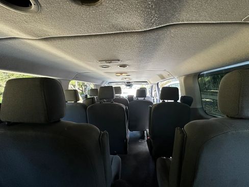 Used 2018 Ford Transit 350 XLT RWD image 30