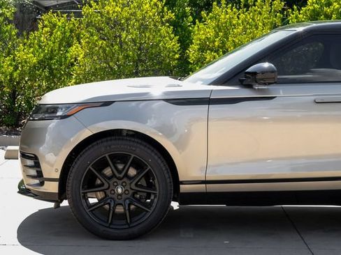 New 2026 Land Rover Range Rover Velar Dynamic SE AWD/4WD image 17