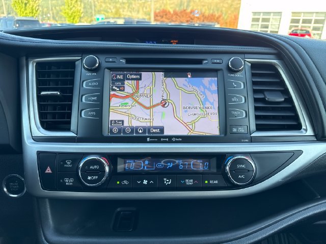 Used 2019 Toyota Highlander SE AWD/4WD image 24