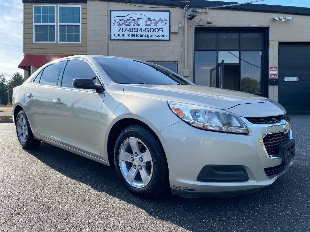 Used 2015 Chevrolet Malibu LS FWD image 1