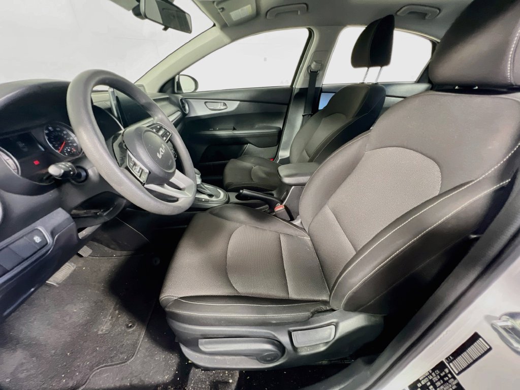 Certified 2023 Kia Forte LXS FWD image 8