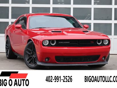 Used 2016 Dodge Challenger R/T Scat Pack w/ Leather Interior Group