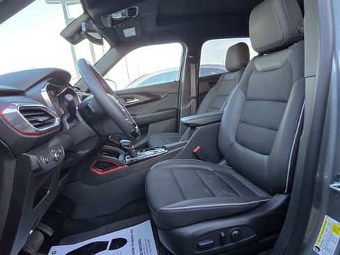 Used 2023 Chevrolet TrailBlazer RS w/ Sun and Liftgate Package image 13