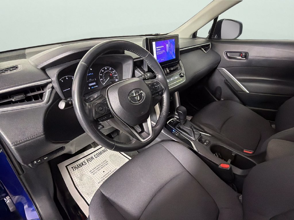 Used 2023 Toyota Corolla Cross LE FWD image 18