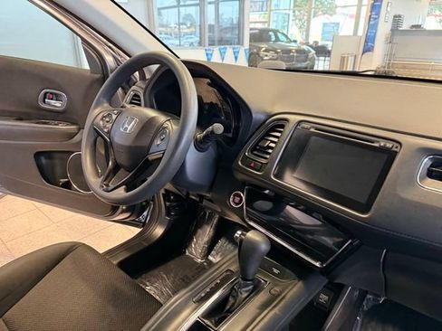 Used 2016 Honda HR-V EX image 27