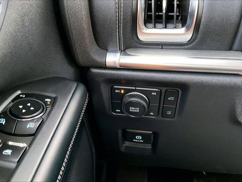 Used 2025 Ford Expedition Max Platinum image 36