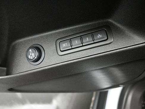 Certified 2024 Chevrolet Equinox Premier image 19