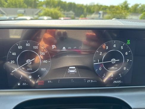 Used 2024 Kia Seltos SX w/ SX Sunroof Package AWD/4WD image 29