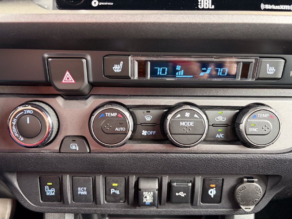 Used 2020 Toyota Tacoma TRD Pro AWD/4WD image 24