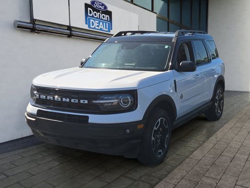 Used 2023 Ford Bronco Sport Outer Banks AWD/4WD image 3