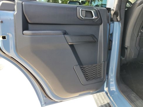 Used 2025 Ford Bronco Badlands AWD/4WD image 10