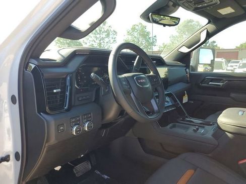 New 2026 GMC Sierra 2500 AT4 w/ AT4 Premium Plus Package AWD/4WD image 21