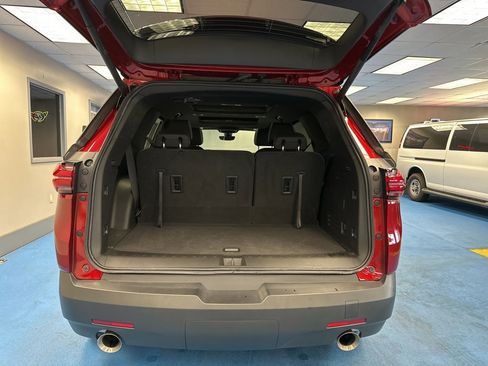 Certified 2023 Chevrolet Traverse RS image 8