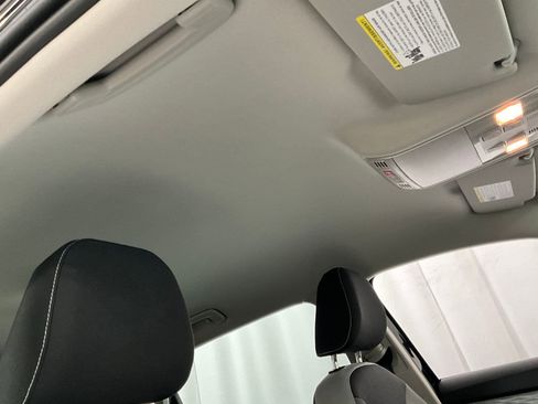 Used 2024 Volkswagen Taos S image 20